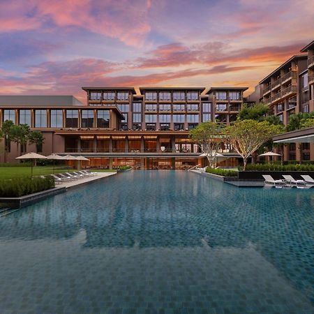 Courtyard By Marriott Bangkok Suvarnabhumi Airport エクステリア 写真