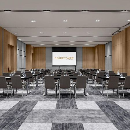 Courtyard By Marriott Bangkok Suvarnabhumi Airport エクステリア 写真