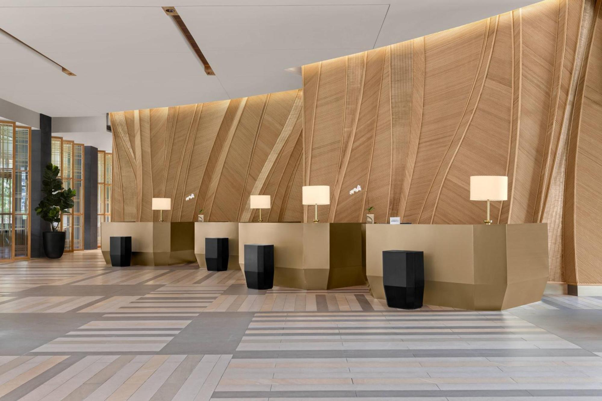 Courtyard By Marriott Bangkok Suvarnabhumi Airport エクステリア 写真