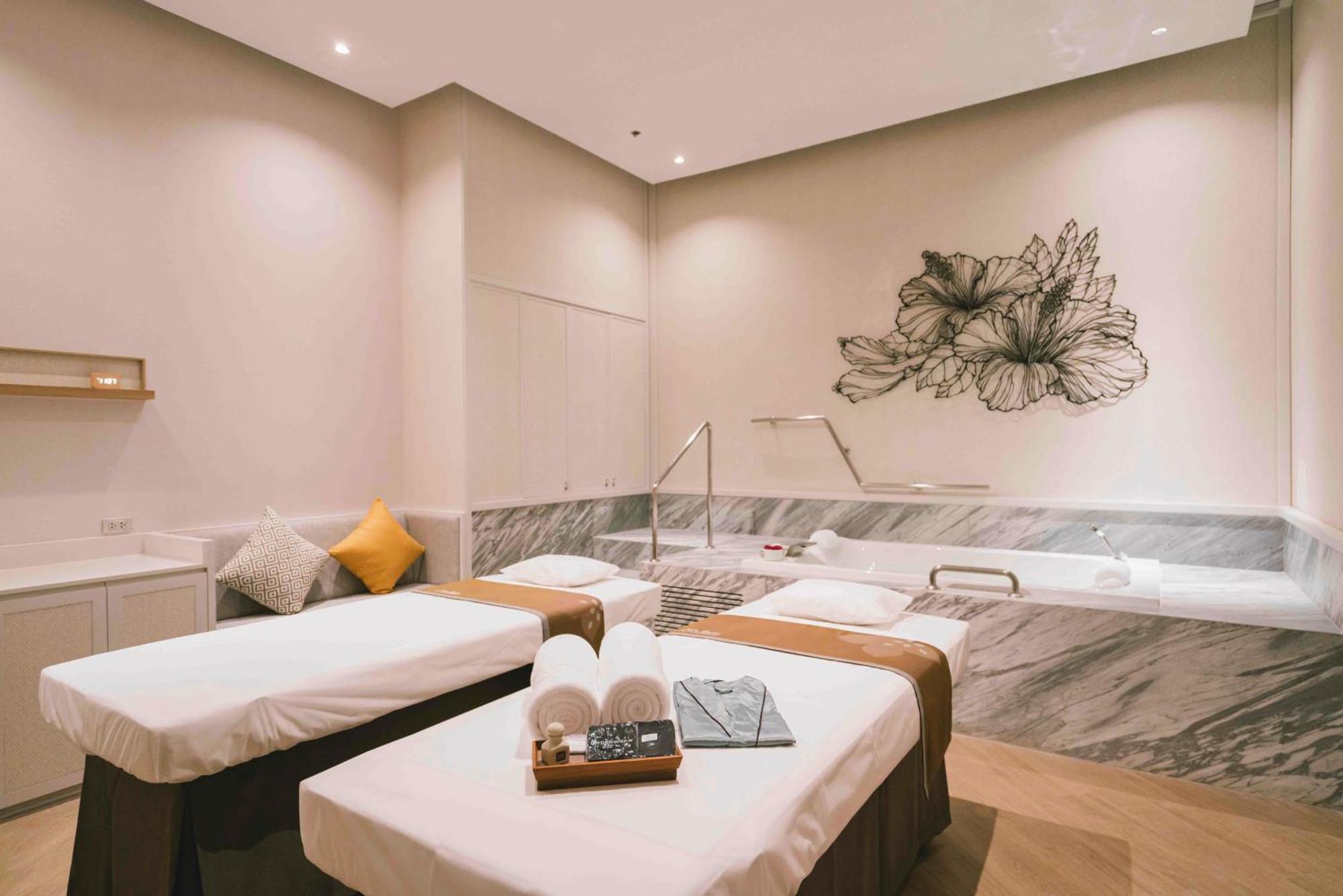 Courtyard By Marriott Bangkok Suvarnabhumi Airport エクステリア 写真