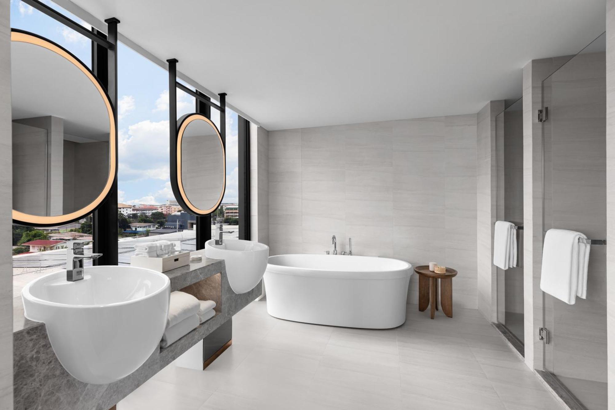 Courtyard By Marriott Bangkok Suvarnabhumi Airport 部屋 写真